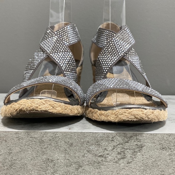 Adrienne Vittadini Women's Barri Strappy
Espadrille Wedge Sandals Size 7 - Picture 6 of 13